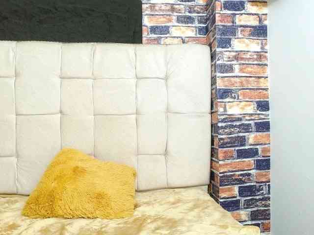 marilunabrown303av webcam