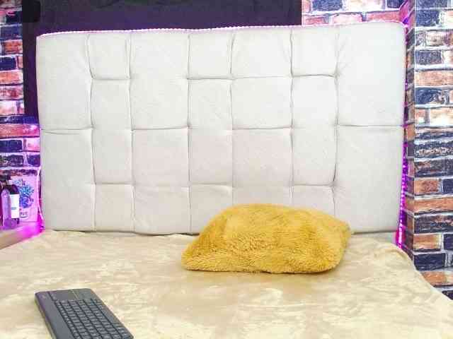 marilunabrown303av webcam