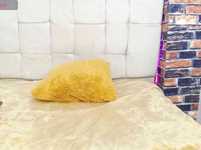 marilunabrown303av webcam