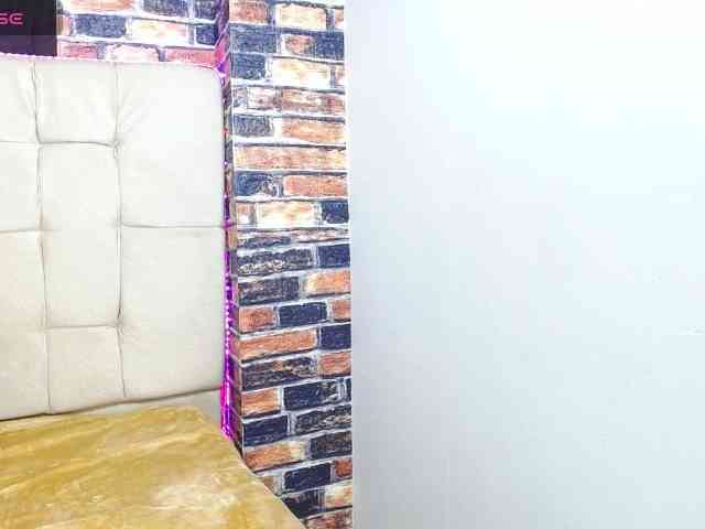 marilunabrown303av webcam