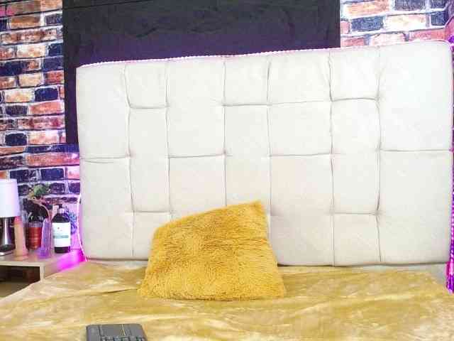 marilunabrown303av webcam