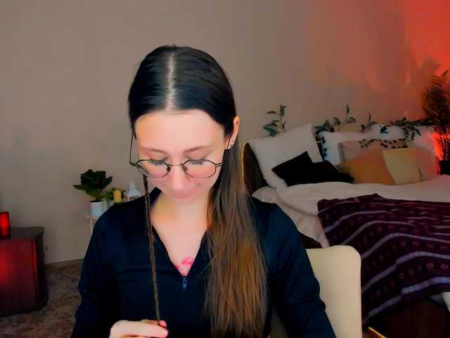 YourLovellyStory's BongaCams show and profile