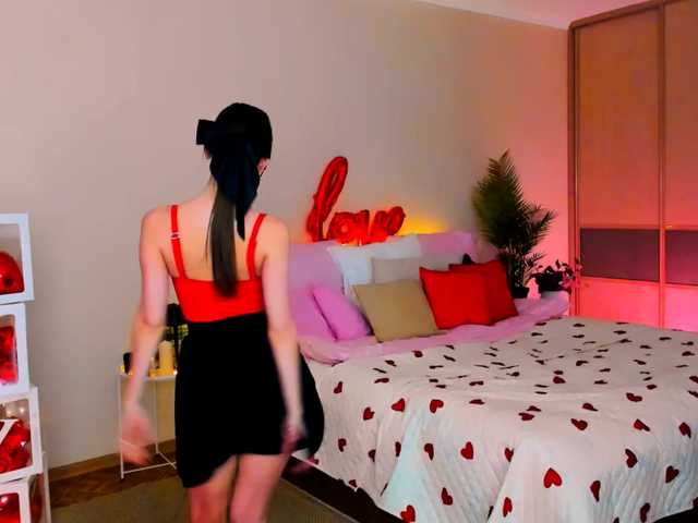 YourLovellyStory's BongaCams show and profile