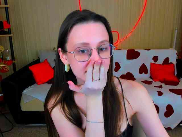 YourLovellyStory webcam