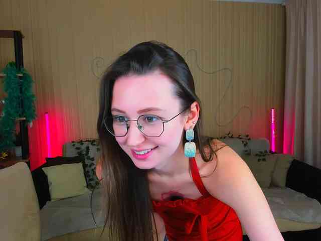 YourLovellyStory webcam