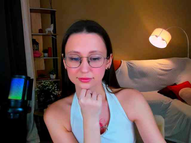 YourLovellyStory webcam