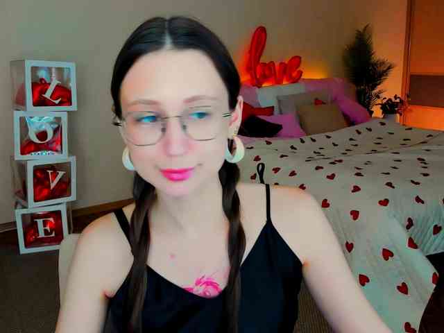 YourLovellyStory YourLovellyStory