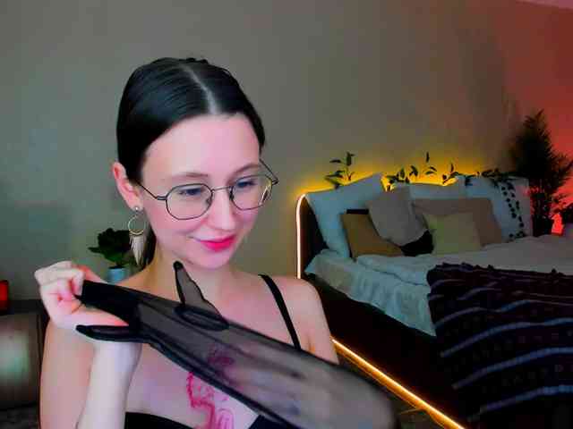 YourLovellyStory YourLovellyStory