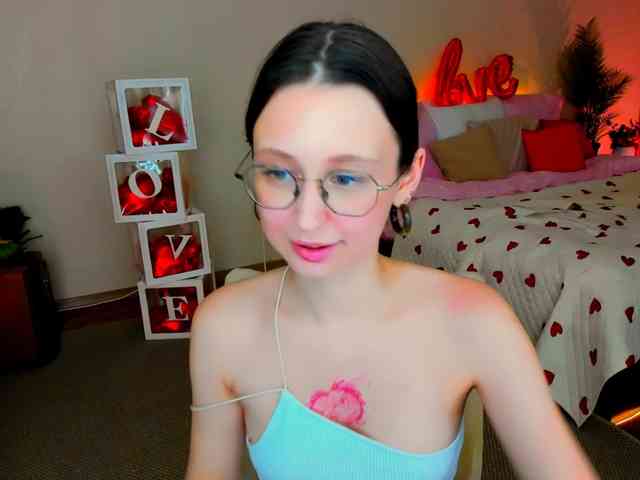 YourLovellyStory YourLovellyStory