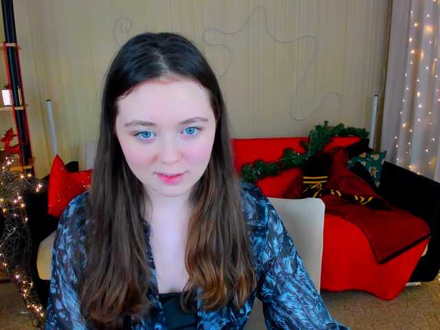 AlluringLookk's BongaCams show and profile