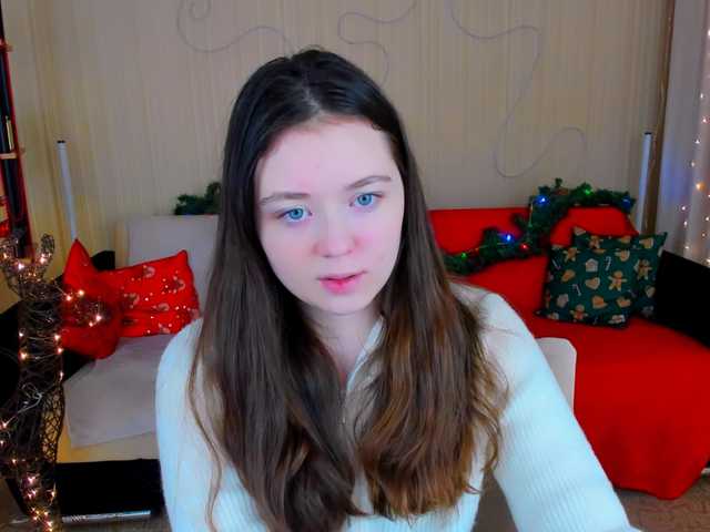 AlluringLookk's BongaCams show and profile