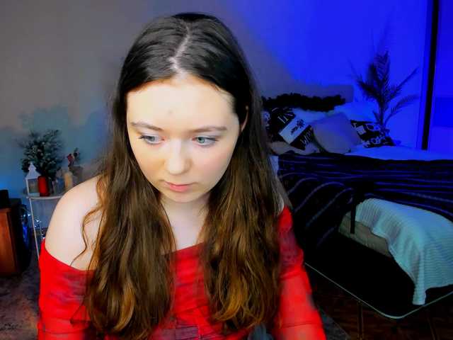 AlluringLookk's BongaCams show and profile