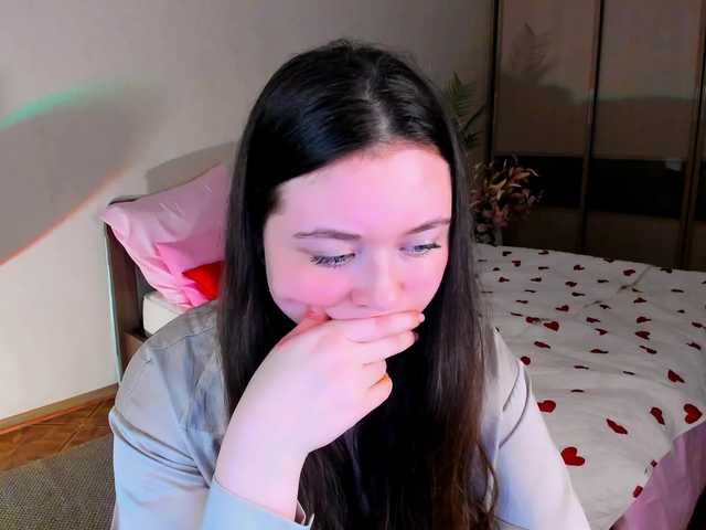 AlluringLookk webcam