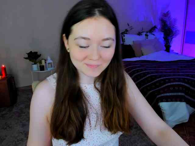 AlluringLookk webcam