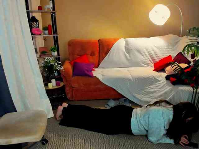 AlluringLookk webcam