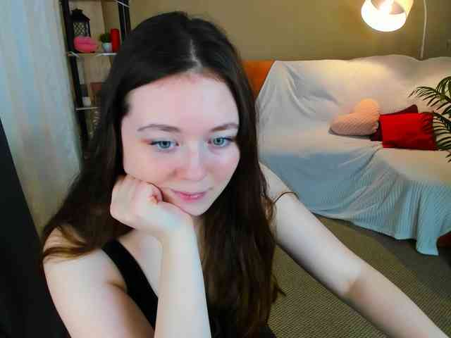 AlluringLookk webcam