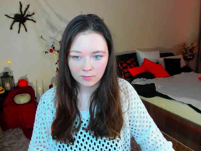 AlluringLookk webcam