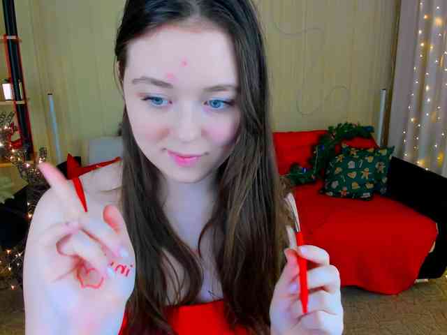 AlluringLookk webcam