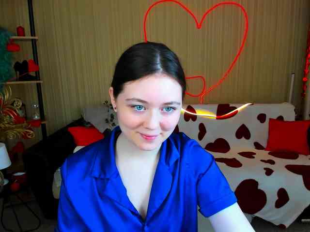 AlluringLookk webcam