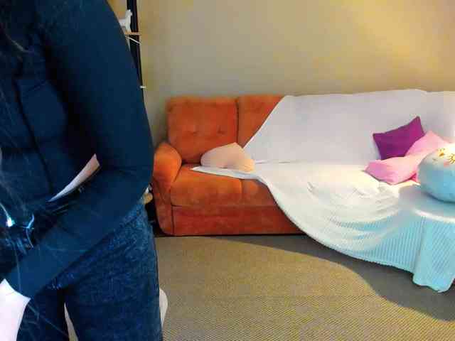 AlluringLookk webcam