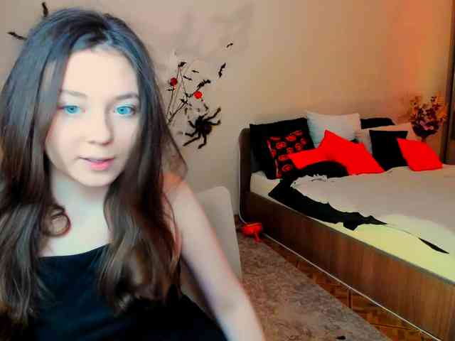 AlluringLookk webcam