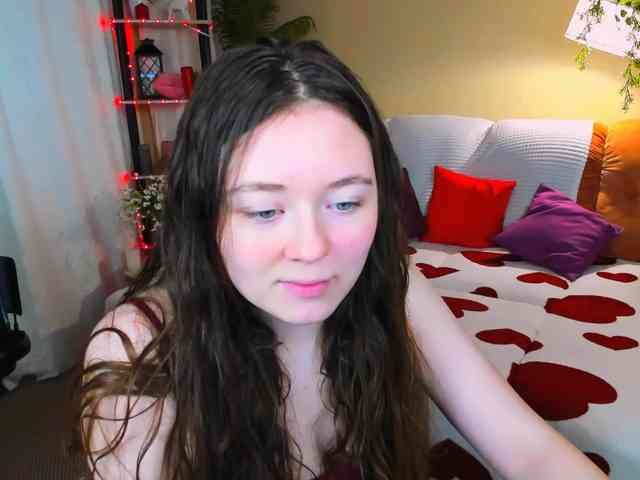 AlluringLookk webcam