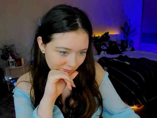 AlluringLookk AlluringLookk