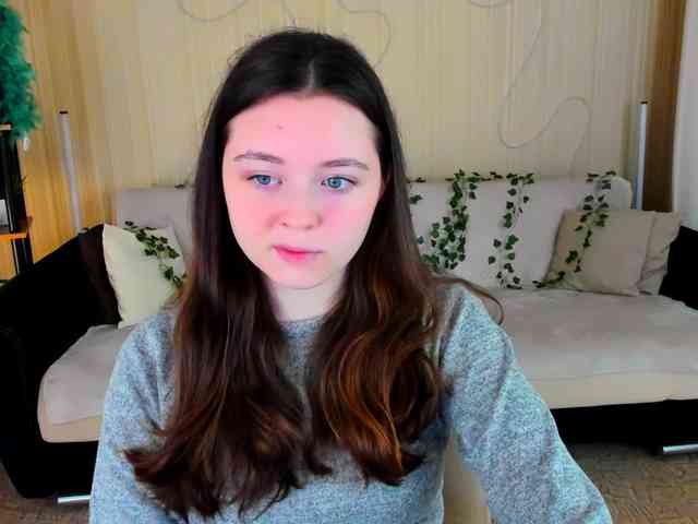 AlluringLookk webcam