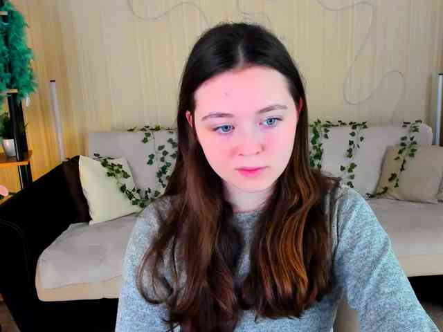 AlluringLookk webcam