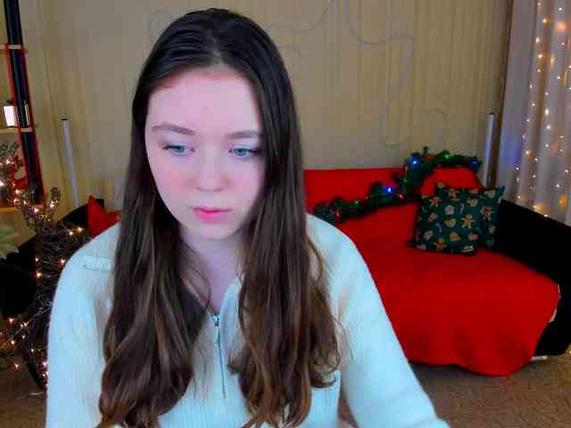 AlluringLookk webcam