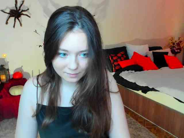 AlluringLookk webcam