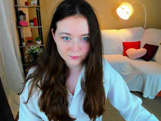 AlluringLookk webcam