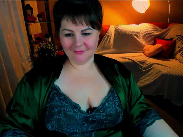 CrystaalStaar's BongaCams show and profile