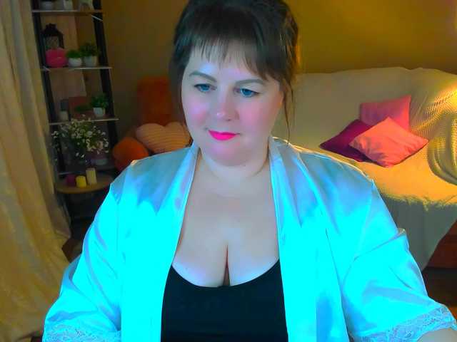 CrystaalStaar's BongaCams show and profile