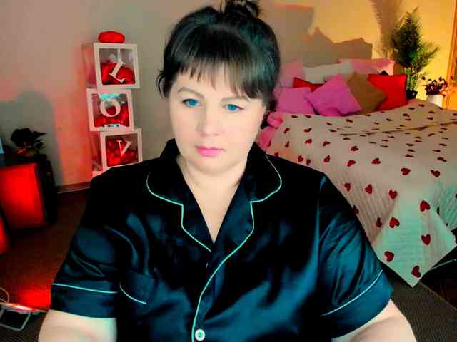 CrystaalStaar Live Webcam on BongaCams