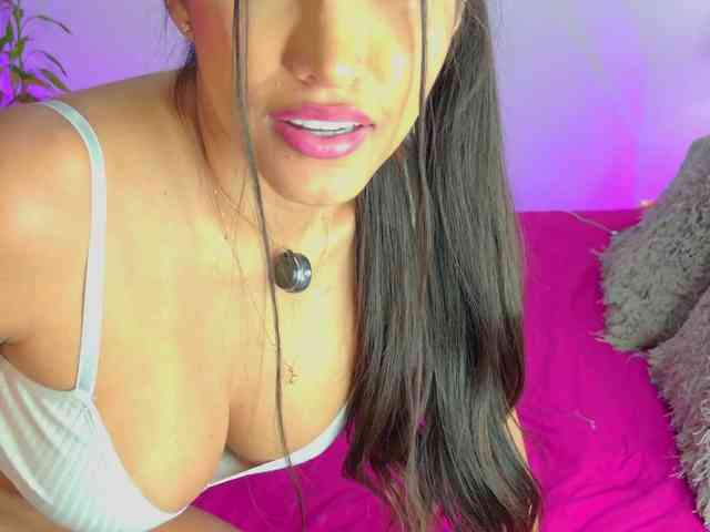 alexawhitte webcam