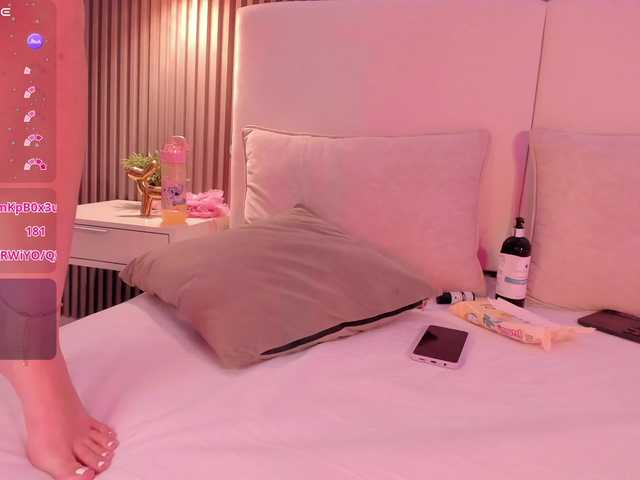 annie-clarkson's BongaCams show and profile