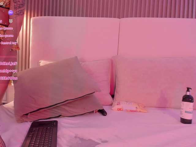 annie-clarkson's BongaCams show and profile