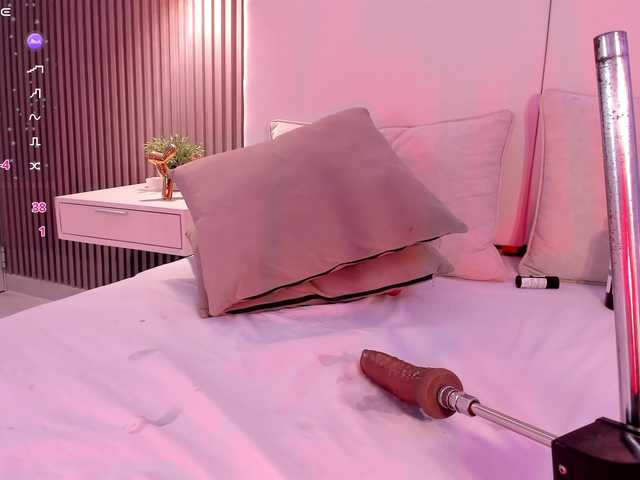 annie-clarkson webcam