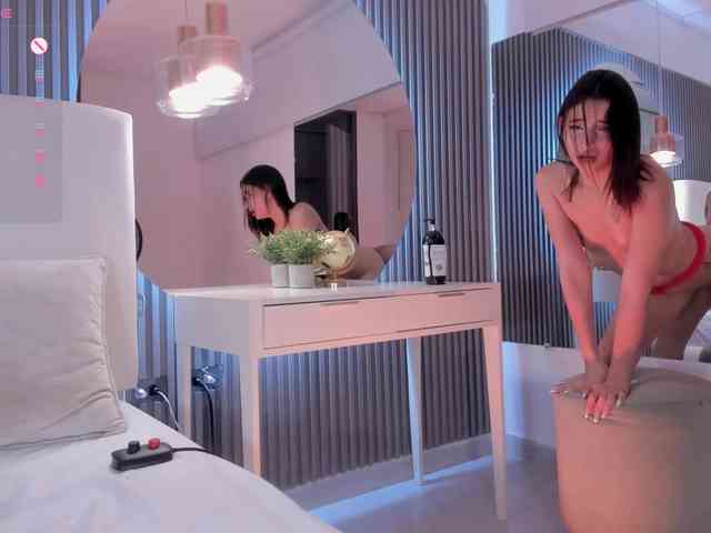 annie-clarkson webcam