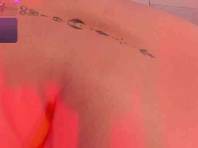 annie-clarkson webcam