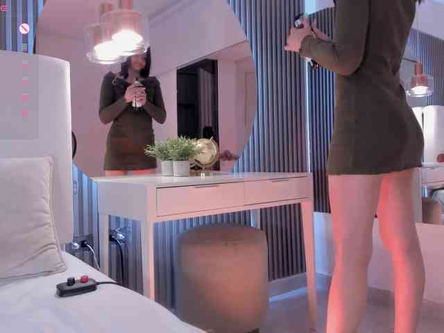 annie-clarkson webcam