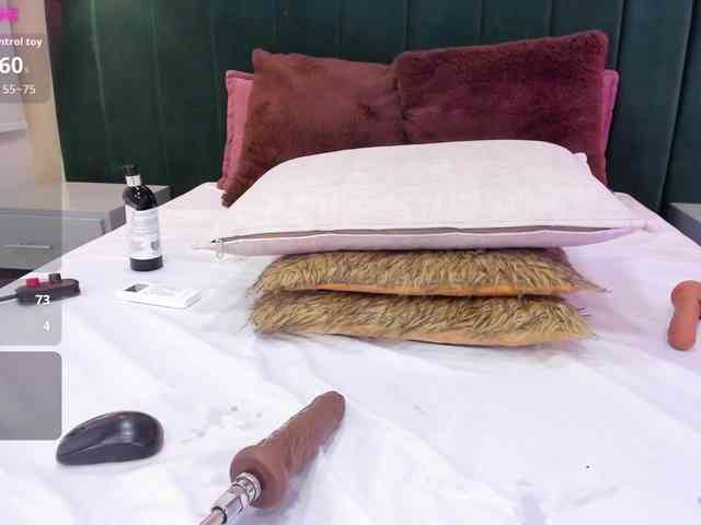 annie-clarkson webcam