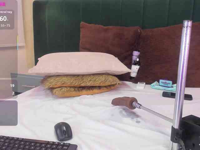 annie-clarkson webcam