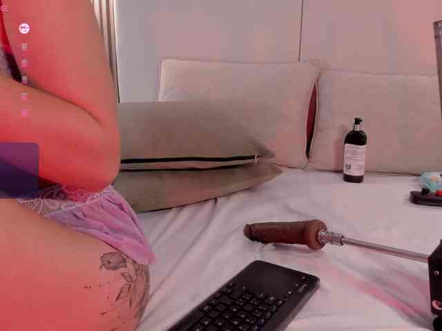 annie-clarkson webcam