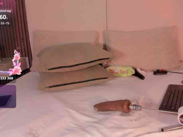 annie-clarkson webcam