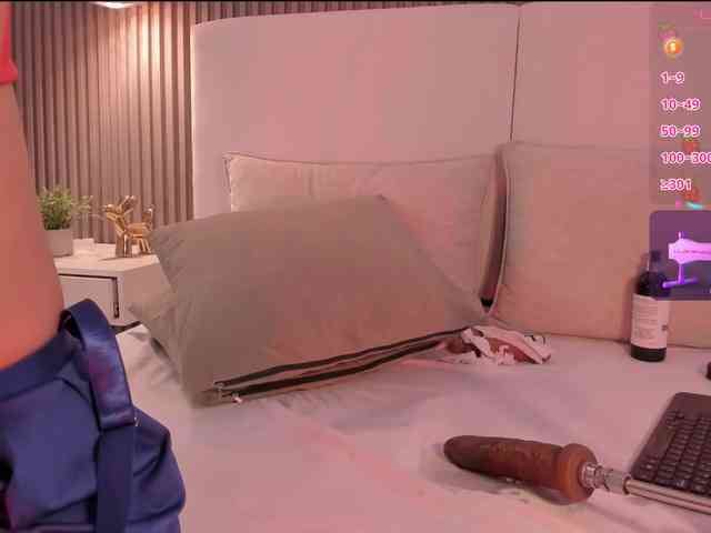 annie-clarkson webcam