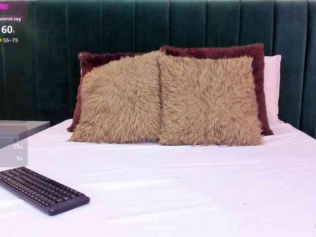annie-clarkson webcam