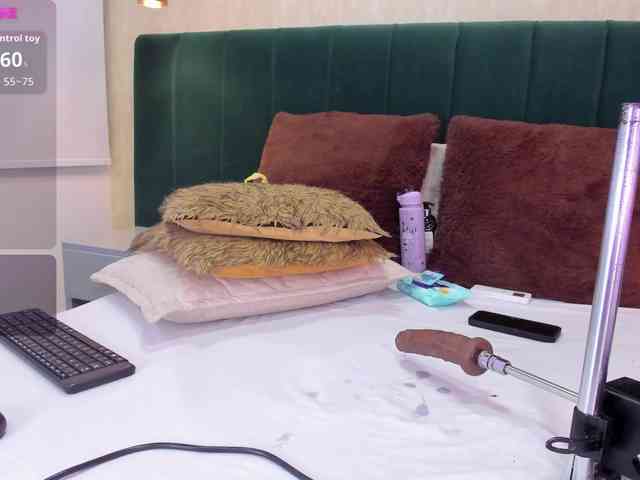 annie-clarkson webcam