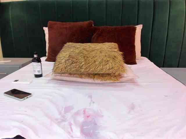 annie-clarkson webcam